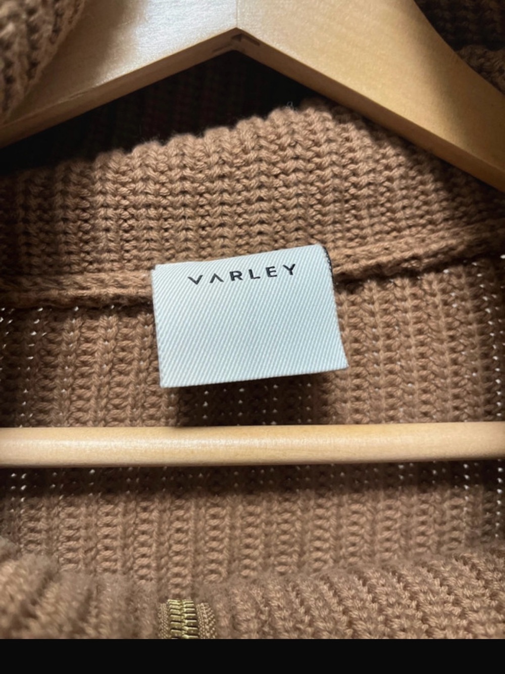 Varley 1/4zip - Picture 2 of 4